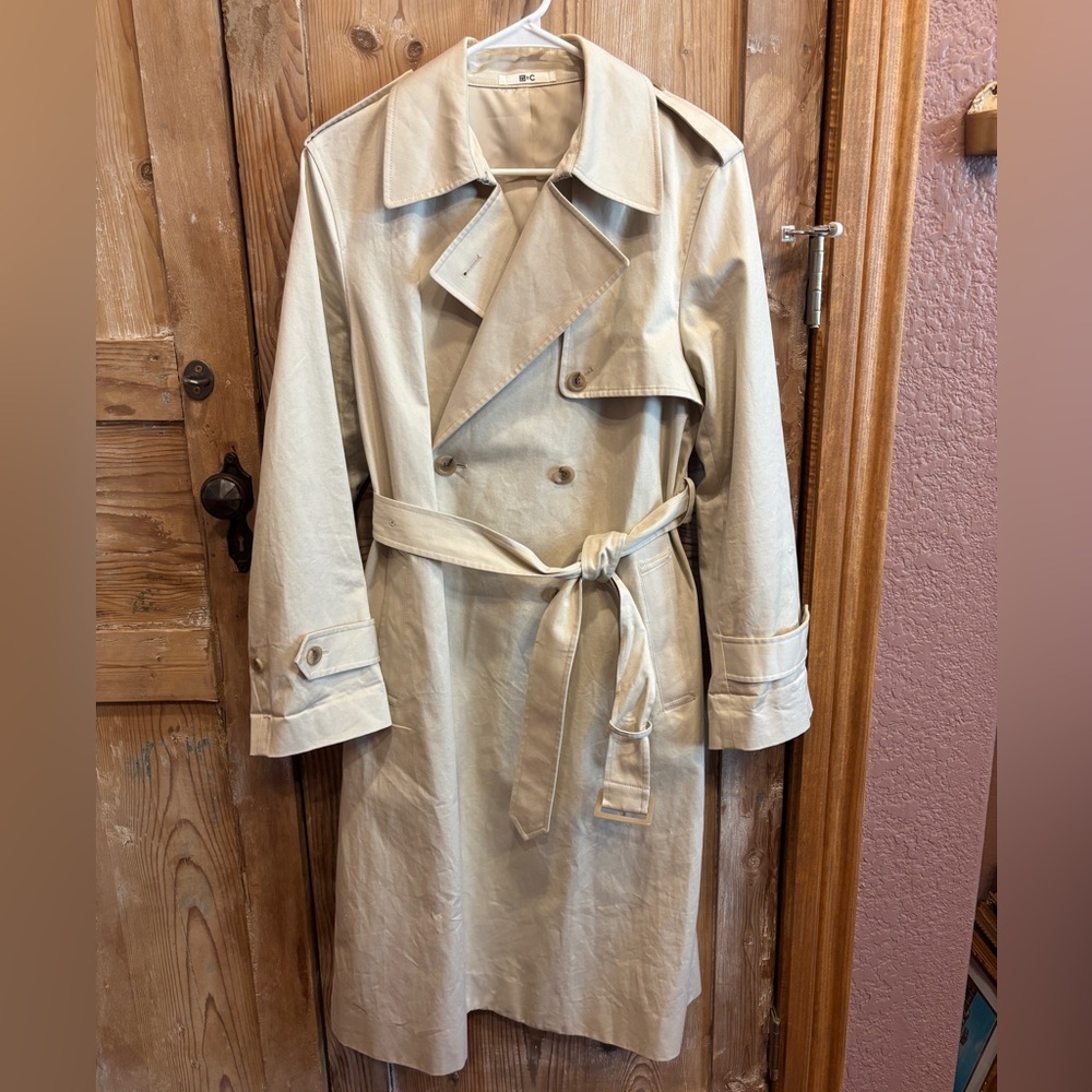 Uniqlo Light Tan trench coat